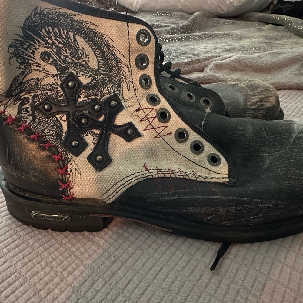 Affliction men’s boots size 11 great shape